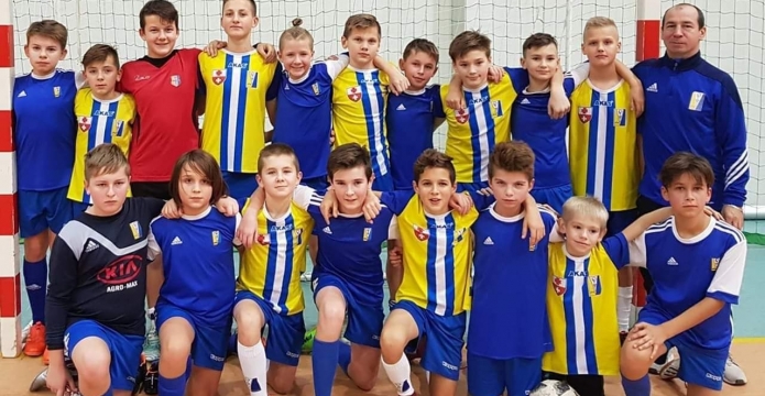 MŁODZIKI OLIMPII ZAGRAJĄ W FINALE