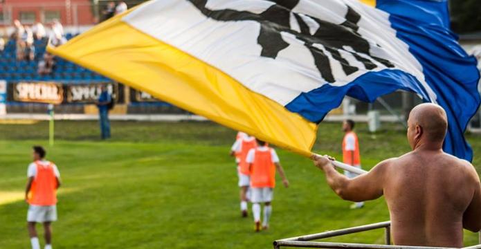 Wysokie zwycięstwo rezerw i porażka juniorów