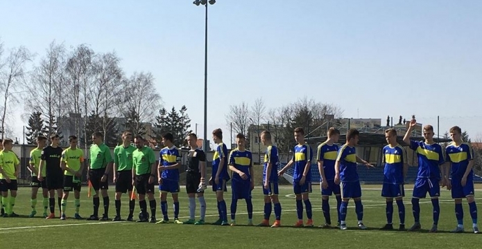 Remis juniorów młodszych