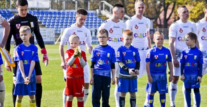 PRZEDOSTATNI MECZ PRZY A8