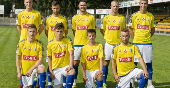 W żółto-biało-niebieskich barwach: obrońcy
