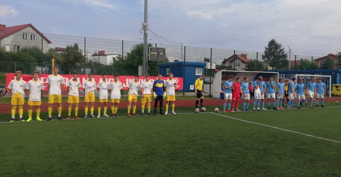 B1 JUNIOR MŁODSZY (2004): INAUGURACJA ROZGRYWEK