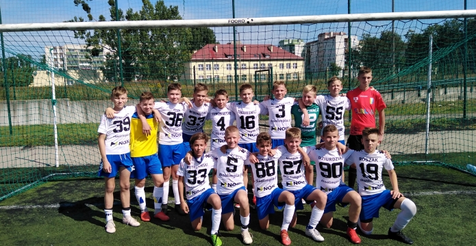 EKSTRAKLASA C1 TRAMPKARZ: WYGRANA NAD NAKI