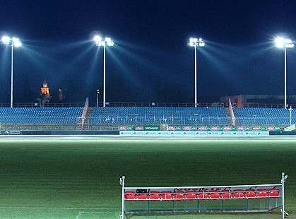 Na stadionie nastanie jasność